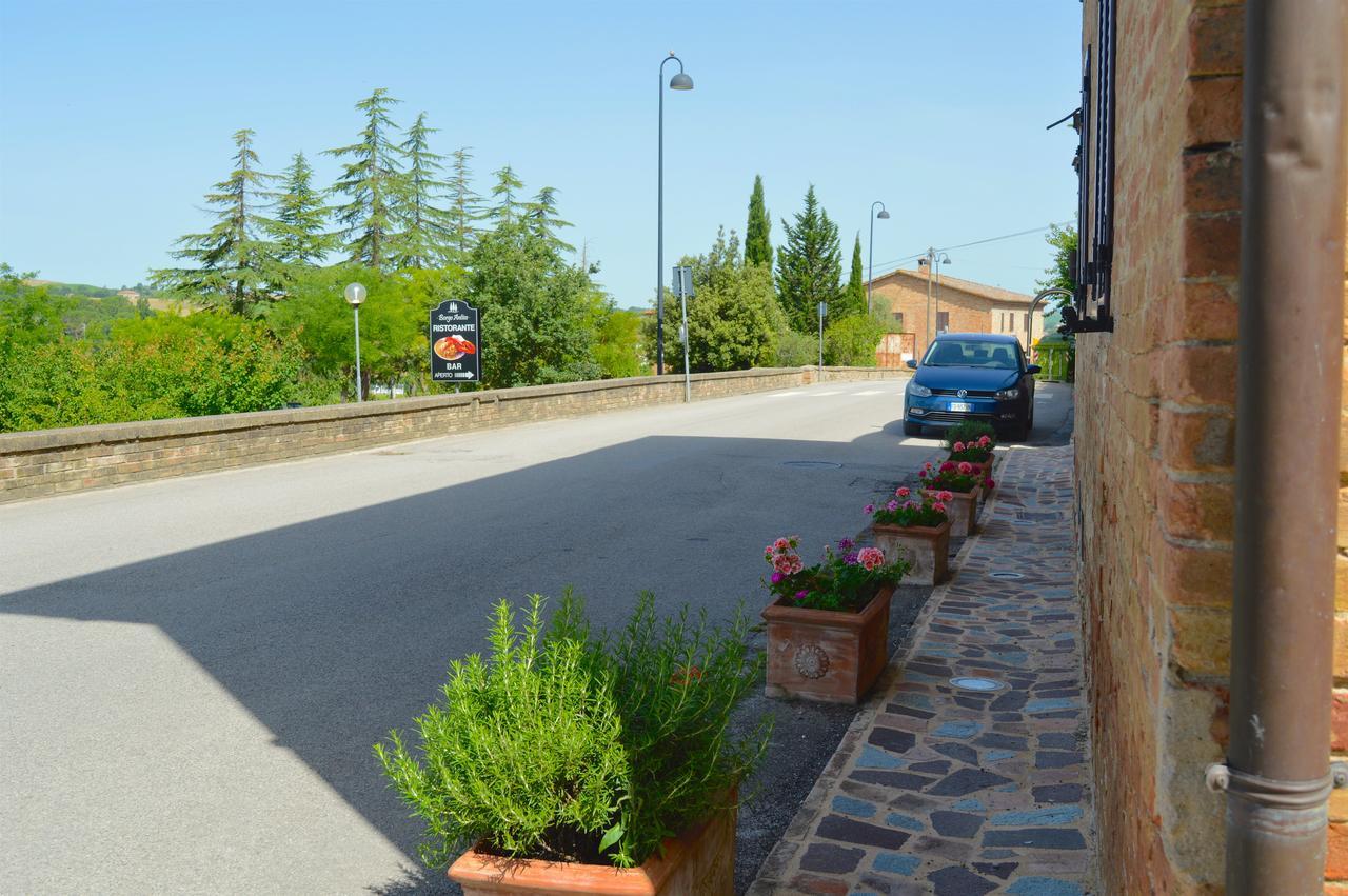 Hotel Ristorante Borgo Antico Monteroni d'Arbia Exterior photo